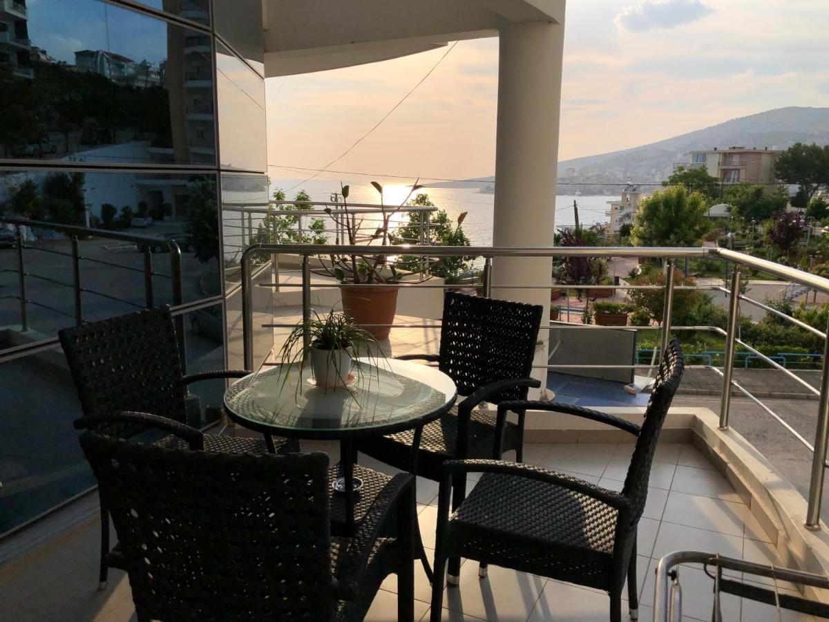Lorenso Guest House Saranda Extérieur photo